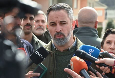 Abascal responsabiliza a Feijóo y no a Guardiola del bloqueo en Extremadura
