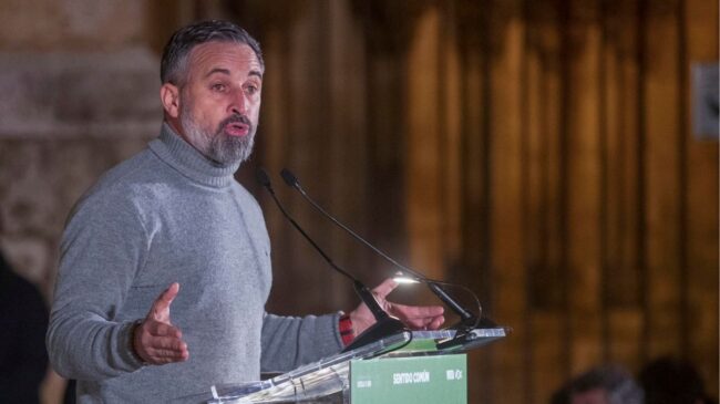 Abascal avala el acuerdo «puntual» con el PP en Extremadura, sin «zancadillas» de Feijóo