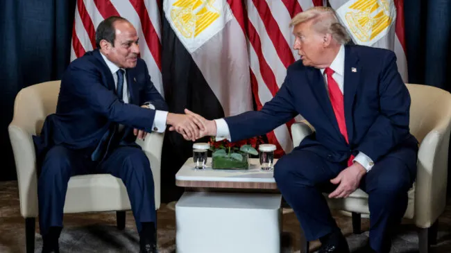 Egipto apela a Trump a detener la guerra en Irán: «Usted es capaz de hacerlo»