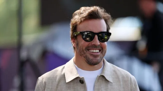 Alonso acalla los rumores: «Quiero ganar  un Mundial con Aston Martin, con o sin conducir»
