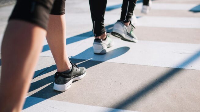 La manera de caminar revela el estado de ánimo, según un estudio