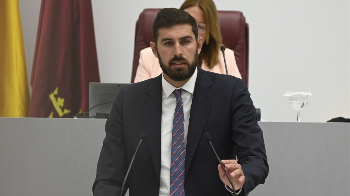 Antelo afronta en solitario su etapa en el grupo Mixto: «Mis principios no son de quita y pon»