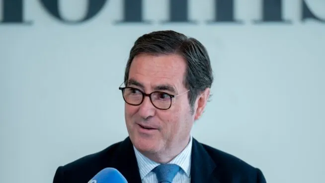 Garamendi (CEOE) no comparte el Estatuto del Becario: «Seguimos en el monólogo social»