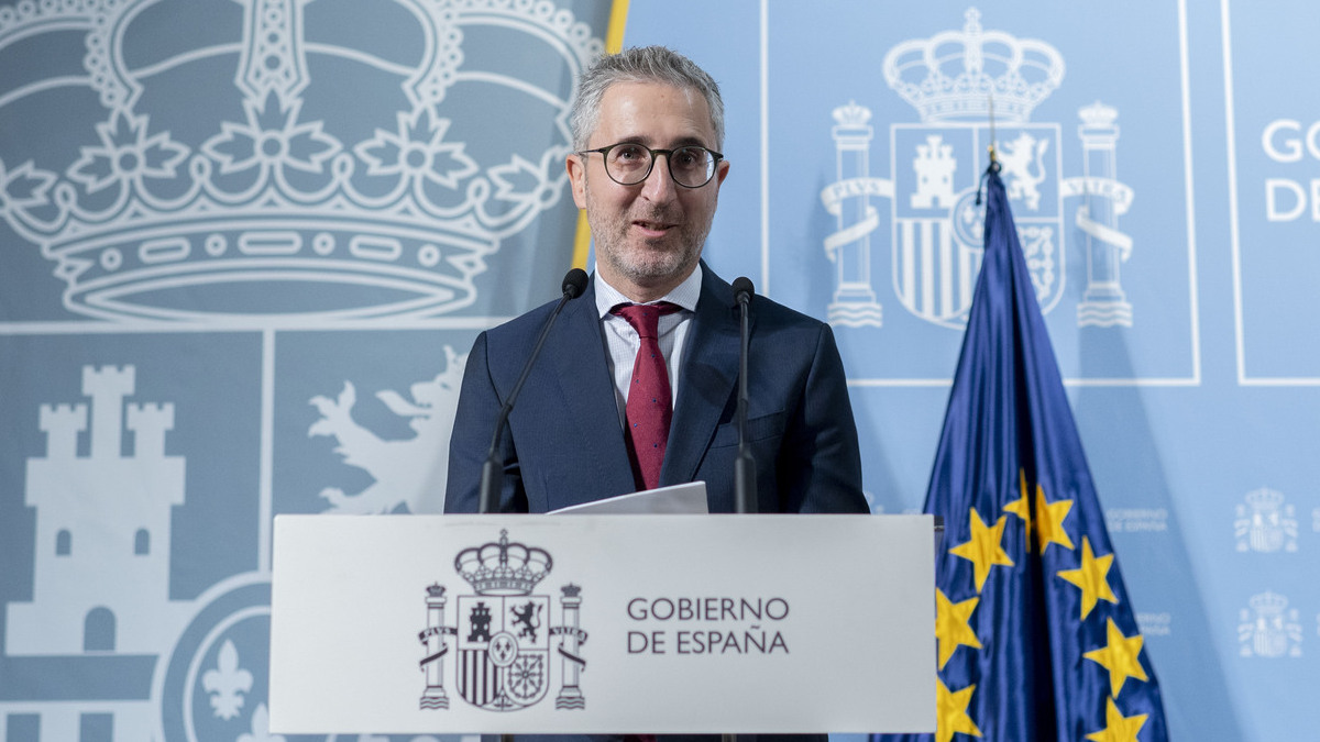 Sánchez pone al frente de Hacienda a Arcadi España, mano derecha de Ximo Puig