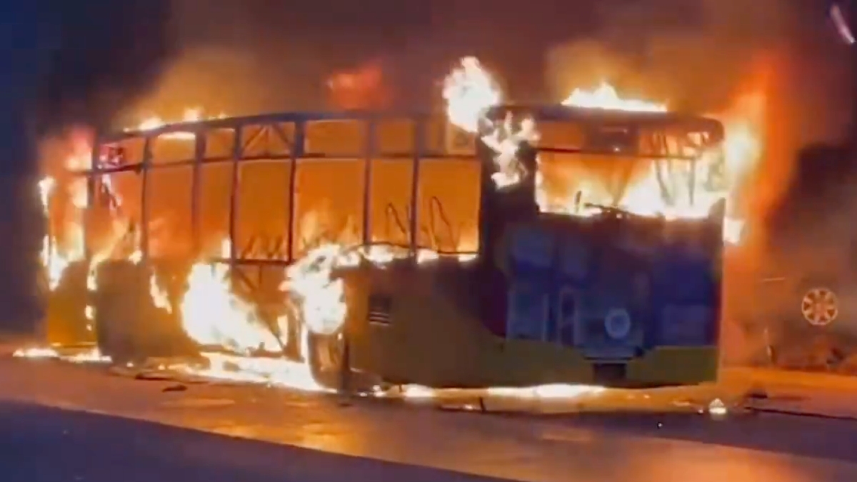 Al menos seis muertos tras prenderse fuego un hombre en un autobús en Suiza