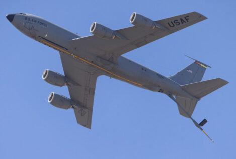 EEUU confirma la muerte de los seis tripulantes de un avión cisterna que se estrelló en Irak