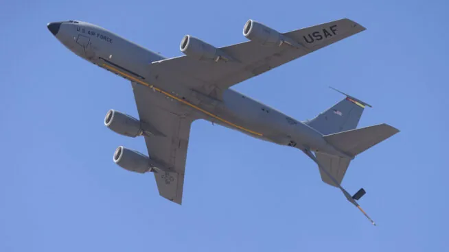 EEUU confirma la muerte de los seis tripulantes de un avión cisterna que se estrelló en Irak