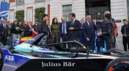 Ayuso recibe a la Fórmula E: «Somos una región imprescindible en el deporte y el motor»