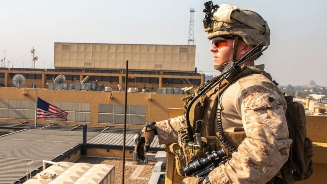 EEUU prepara operaciones terrestres en Irán y Teherán amenaza con «aniquilar» a sus tropas