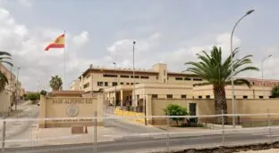 Condenan a Defensa a indemnizar con 25.000 euros a una empleada de una base en Melilla