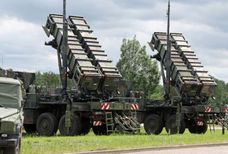 Turquía anuncia que baterías antiaéreas de la OTAN neutralizan otro misil lanzado desde Irán