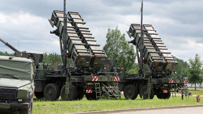 Turquía anuncia que baterías antiaéreas de la OTAN neutralizan otro misil lanzado desde Irán