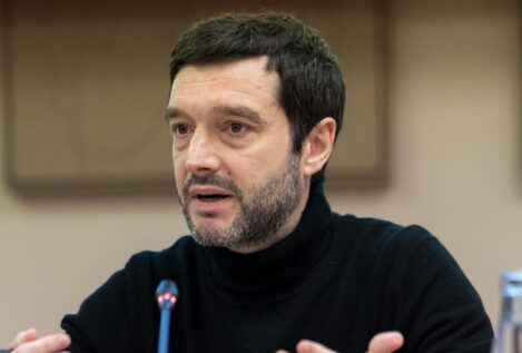 Bustinduy ve «urgente» regular la publicidad de alimentos no saludables dirigida a menores