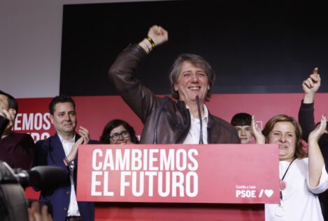 El PSOE aguanta el tipo a costa de la izquierda y con un candidato alejado del sanchismo