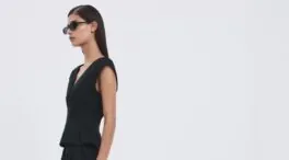 Ni 'bombers' ni tejanas: esta es la chaqueta de piel de Mango que combina con cualquier vaquero recto