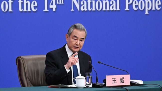 China pide «un alto el fuego» en Irán para una guerra «que no beneficia a nadie»