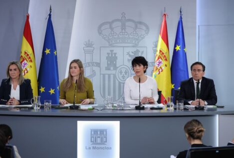 El Gobierno se alinea con Costa frente a Von der Leyen en la crisis por la guerra de Irán