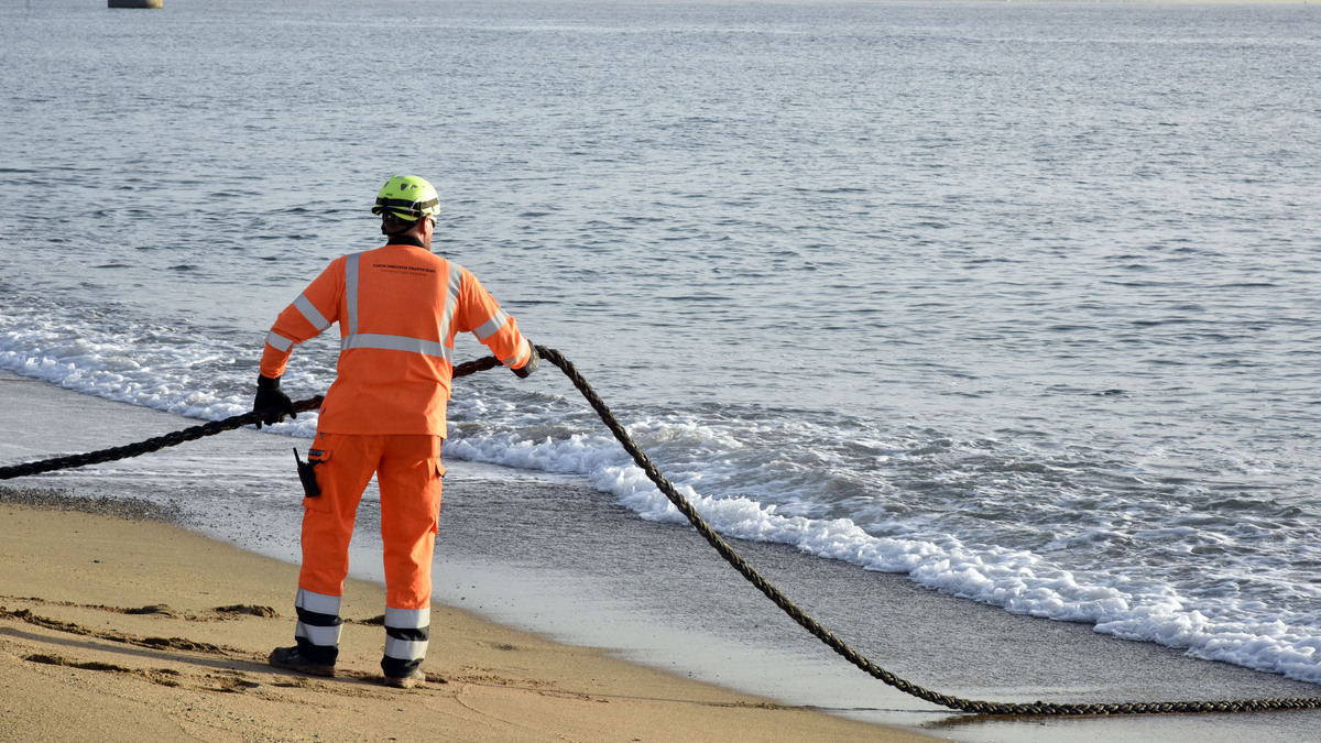 La CNMC eleva a 332 millones la inversión del cable eléctrico entre Ceuta y Algeciras