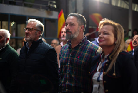 Los líos internos pasan factura a Vox: por primera vez en dos años baja en los 'trackings'