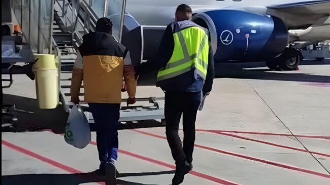 Expulsan a un delincuente multirreincidente de comportamiento «obsceno» en Vélez-Málaga