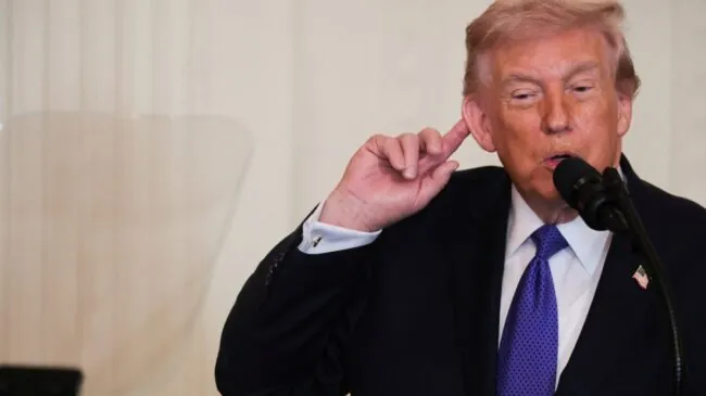 Trump no descarta el envío de tropas a Irán «si son necesarias»: «Los estamos destrozando»