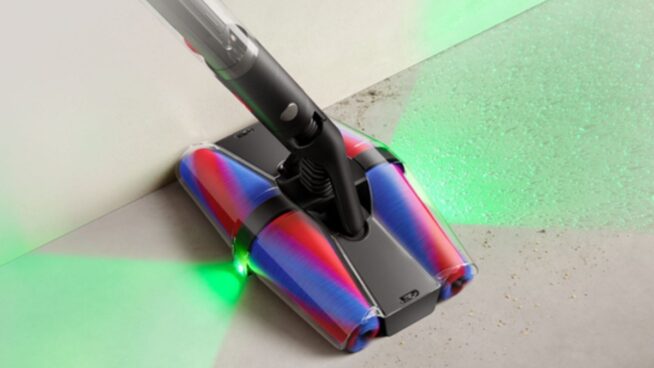 Dyson se adentra en el negocio de los pisos pequeños: analizamos la aspiradora PencilVac