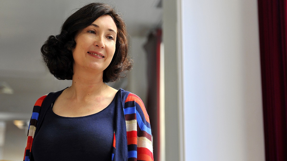 Elsa Punset (62), filósofa, sobre alcanzar la felicidad: «Si no arriesgas te marchitas; el miedo es una emoción necesaria para sobrevivir»