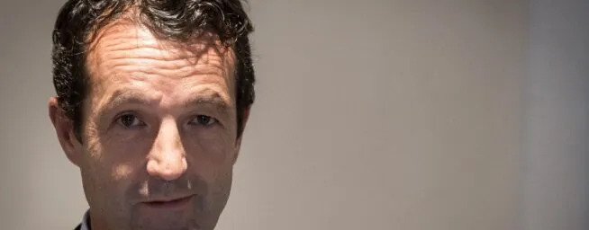 Moncloa amenaza con denunciar al consejo de Indra si Escribano resiste al frente