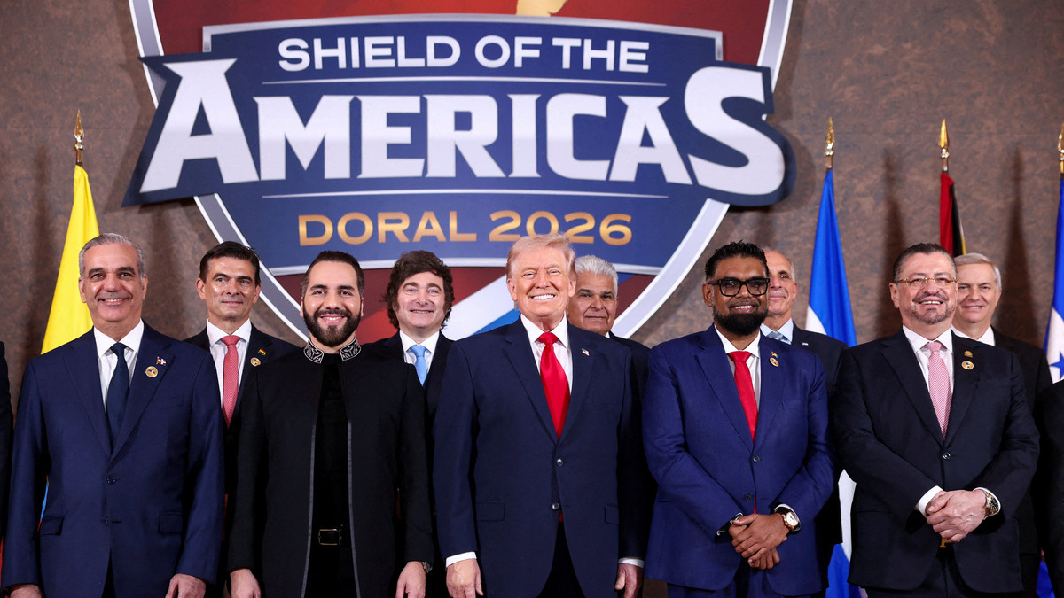 Trump lanza en Miami una alianza militar contra el narcotráfico junto a una docena de líderes