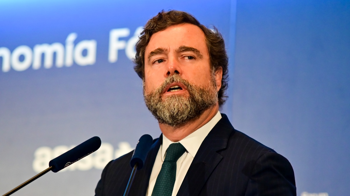 Vox abre un expediente a Espinosa de los Monteros para expulsarle del partido