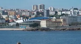 La Coruña renuncia a ser sede del Mundial de 2030 y acuerda con Abanca reformar Riazor