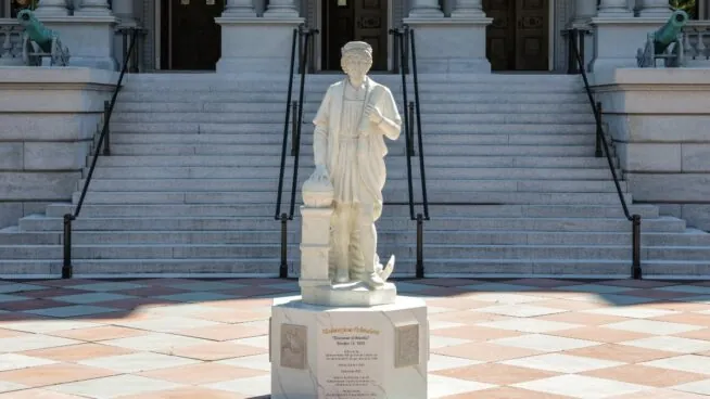 Trump, Colón y la guerra por el pasado: cuando la historia deja de ser historia