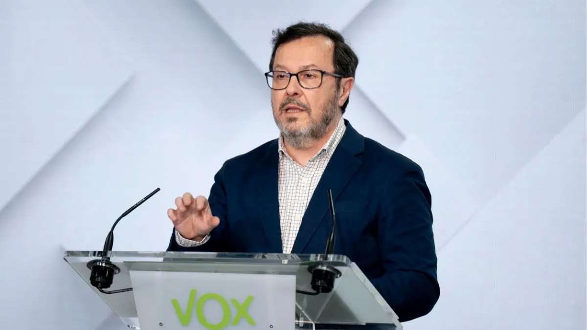 Fúster pide a los disidentes de Vox que «se metan el ego por donde les quepa»