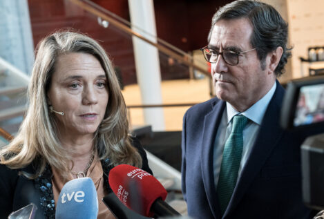 CEOE y Cepyme ven con «preocupación» el decreto de vivienda por Irán: «Presión política»