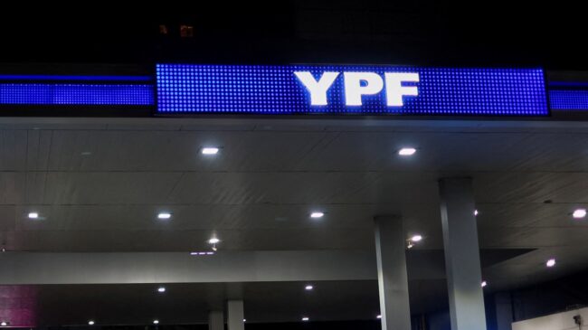 La Justicia de EEUU anula la condena millonaria contra Argentina por la expropiación de YPF