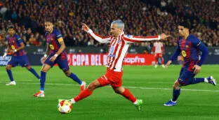 Cronología del Barcelona - Atlético de Madrid, en directo: cómo va y dónde ver la Copa del Rey en vivo online hoy