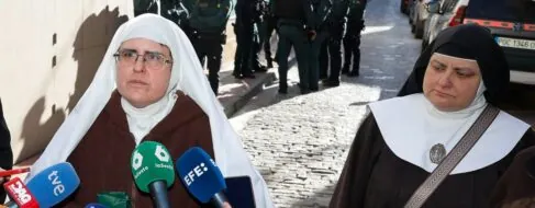 Los vecinos de Belorado exigen a las monjas rebeldes «que devuelvan todo lo robado»