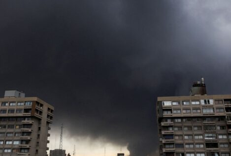 Israel bombardea depósitos de combustible en Teherán en medio de la escalada militar con Irán