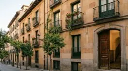 La Ley de Propiedad Horizontal lo deja claro: si te dejas la puerta del portal abierta, la comunidad te puede exigir responsabilidades