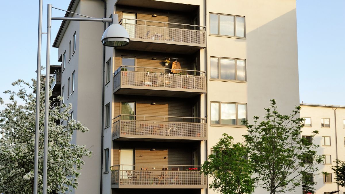 La LPH lo confirma: la comunidad no puede obligarte a contratar un seguro para el edificio, salvo que vivas en Madrid o Valencia