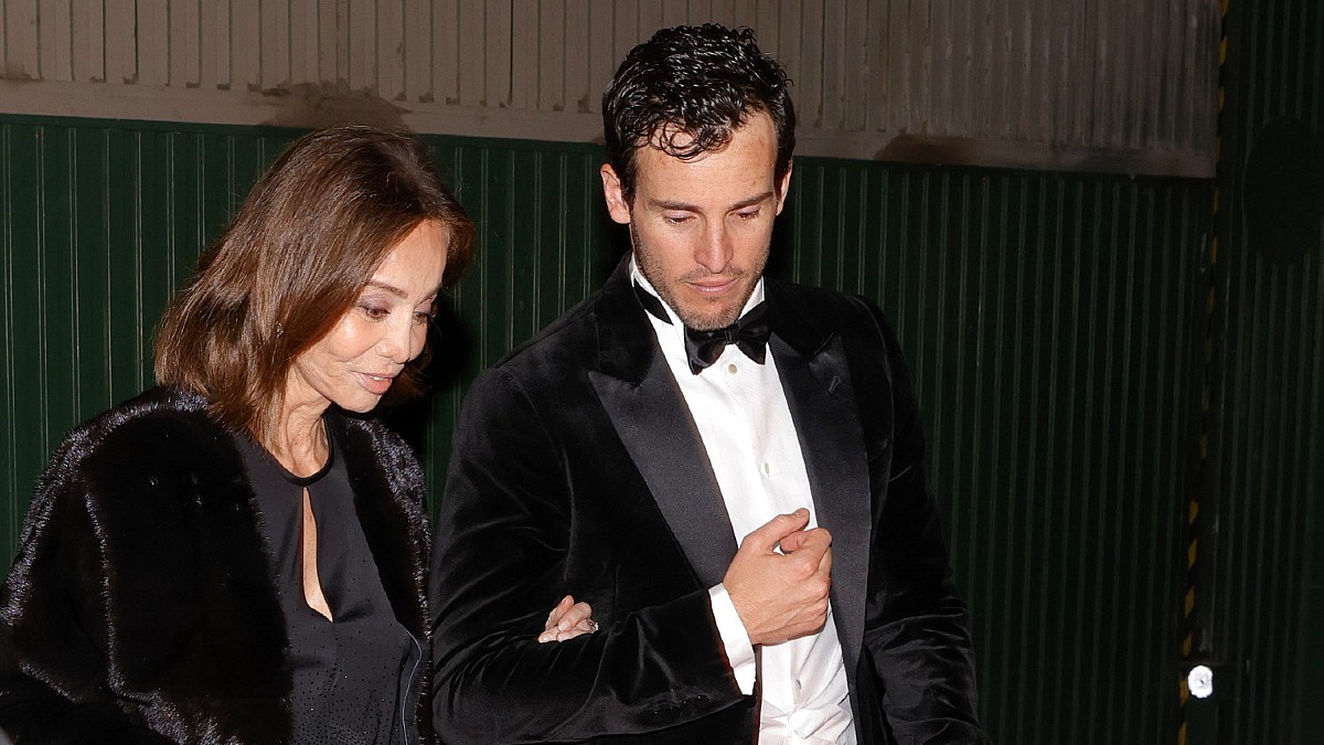 El especial apoyo de Isabel Preysler a Íñigo Onieva en la inauguración de su exclusivo club Vega en Madrid (y los famosos que fueron)