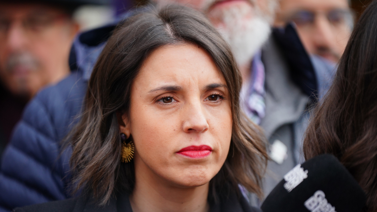 El pueblo de la infancia de Irene Montero a dos horas de Madrid y con 35 habitantes: «Allí viví muchas primeras veces»