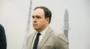 La Diputación de Valencia contrata a la pareja de Pérez Llorca en un puesto administrativo