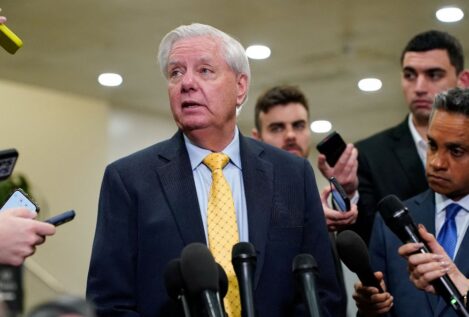 Un senador cercano a Trump pide retirar las tropas y cerrar las bases de EEUU en España