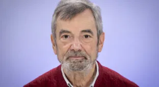 VÍDEO | Félix Lobo: «La Administración pública se pensó para impartir justicia, no para producir sanidad»