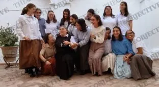 Las monjas HAM practican exorcismos para restaurar la virginidad y obligan a borrar tatuajes