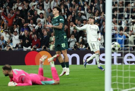 El Real Madrid resurge de sus cenizas con un 'hat-trick' de Valverde ante el Manchester City