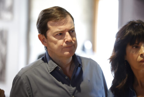 Alfonso Fernández Mañueco, el líder del PP que nació en Salamanca y está enamorado de Fina