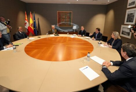 Mañueco y Pollán coinciden en avanzar en un pacto «más concreto» que el de 2022