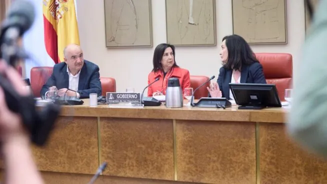 El Gobierno no contempla que EEUU saque a sus militares de las bases de Rota y Morón